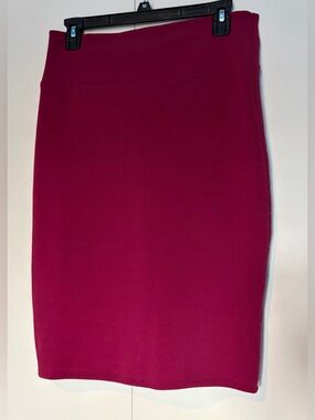 LuLaRoe Fuchsia Pencil Skirt